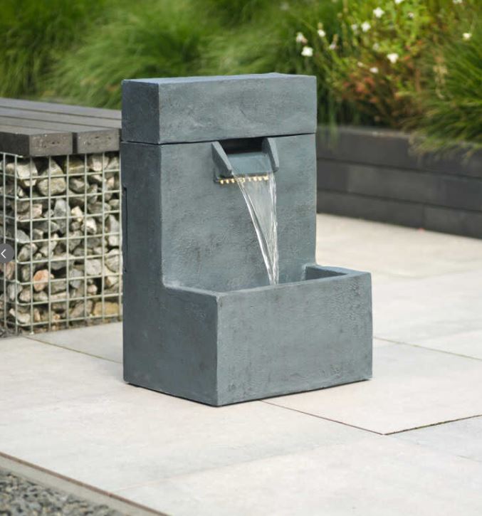 Poolline Gullfoss Şelale Süs Havuzu Seti: Profesyonel Havuz Projeleri İçin Estetik ve Güçlü Bir Dokunuş